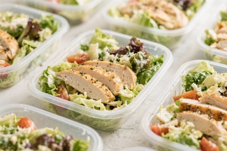 Chicken Caesar Salad Meal Prep That Actually Stays Crispy (Yes, Really)