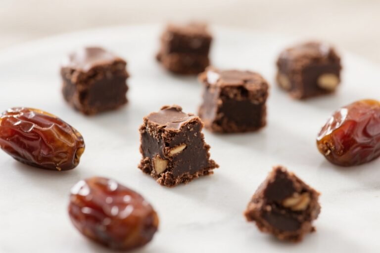 Healthy Date Brownie Bites: The 10-Minute Treat That Tastes Like Cheating (But Isn’t)