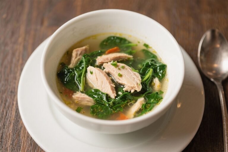 Tuscan Chicken Soup with Spinach: The Cozy, High-Flavor Bowl That Fixes Your Whole Week