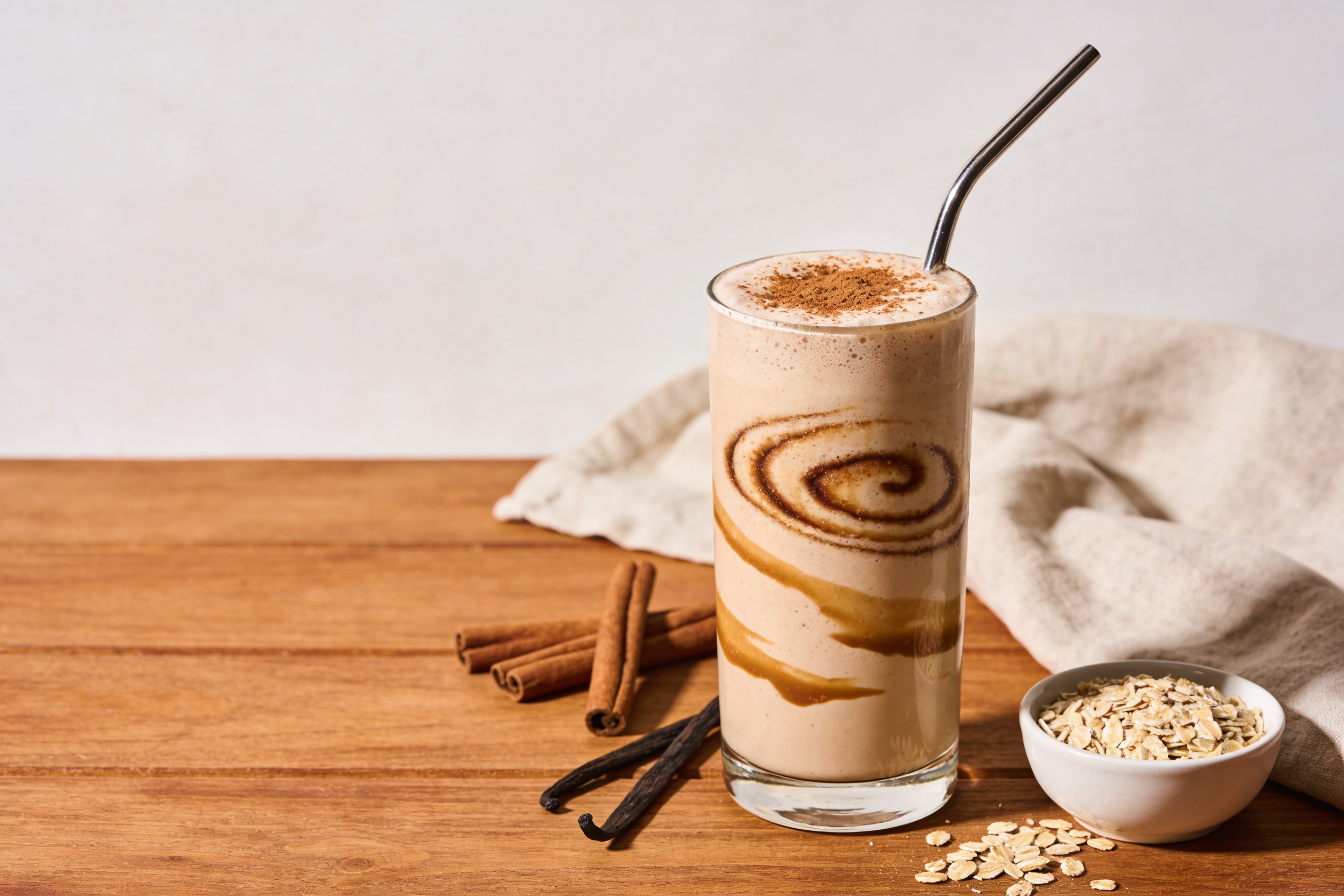 Cinnamon Roll Protein Breakfast Smoothie That Satisfies