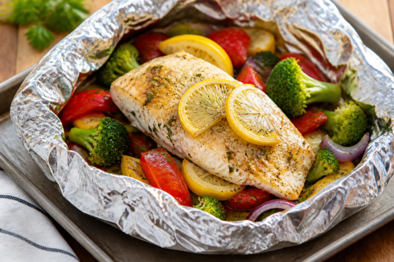 Healthy Fish & Veggie Foil Packets – Simple, Flavorful, and Mess-Free